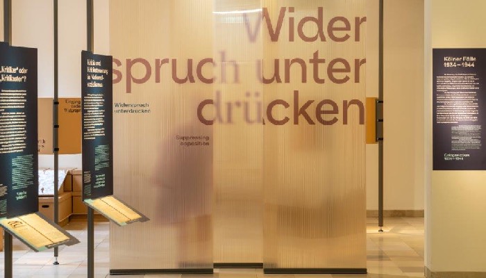 Ausstellungsansicht im NS-DOK. Foto: Jörn Neumann