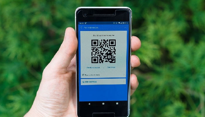 Parkticket mit QR-Code zahlen geht schnell. Aber ist es auch sicher? Foto: Markus Winkler / Pixabay
